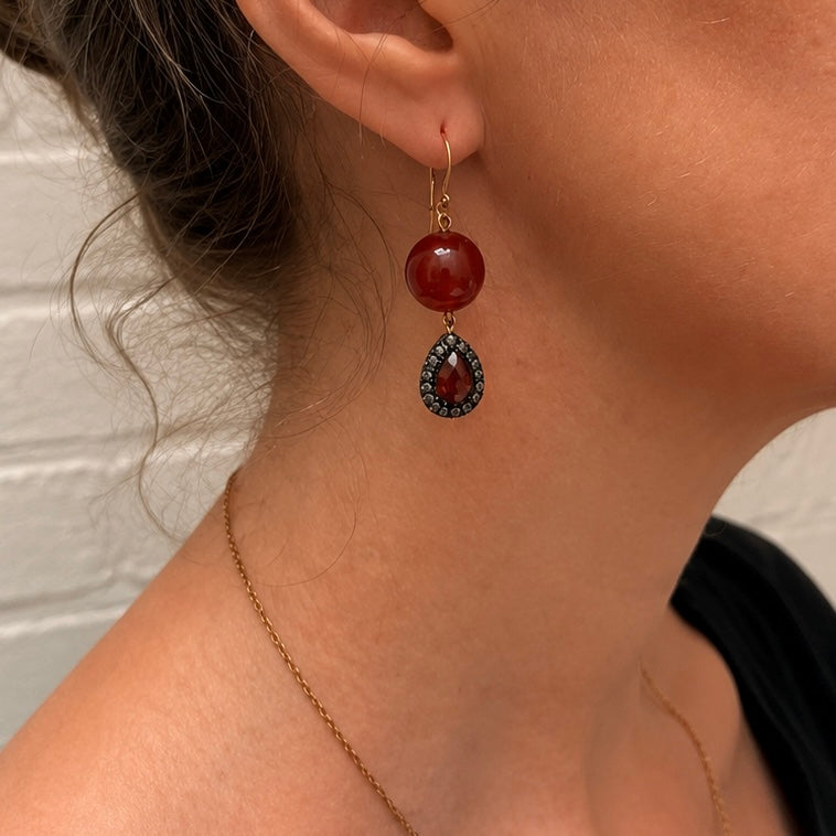 De Vera Dia Earrings