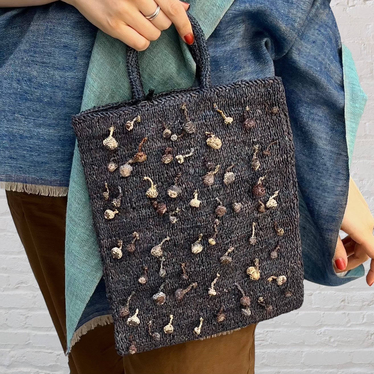 Neue Raffia Collection