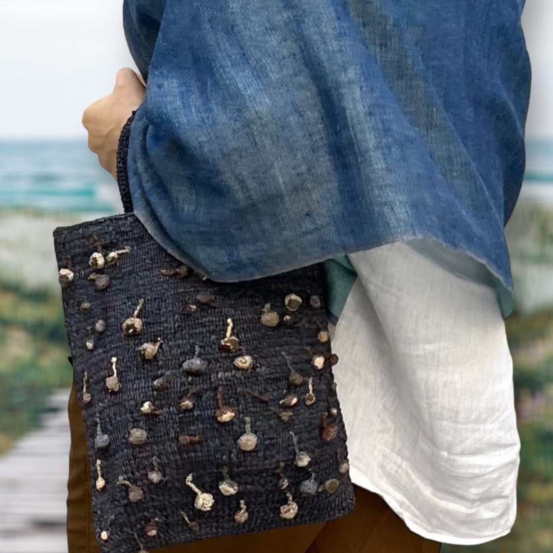 Neue Raffia Collection