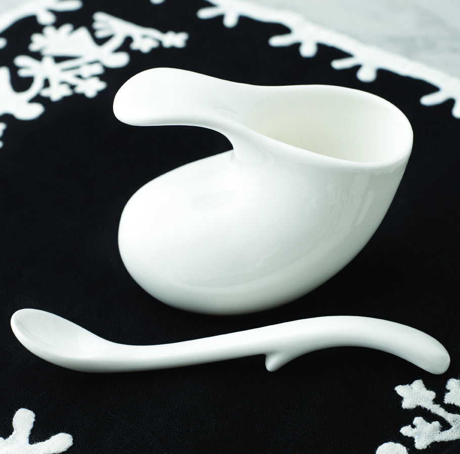 White Porcelain Baby Feeder