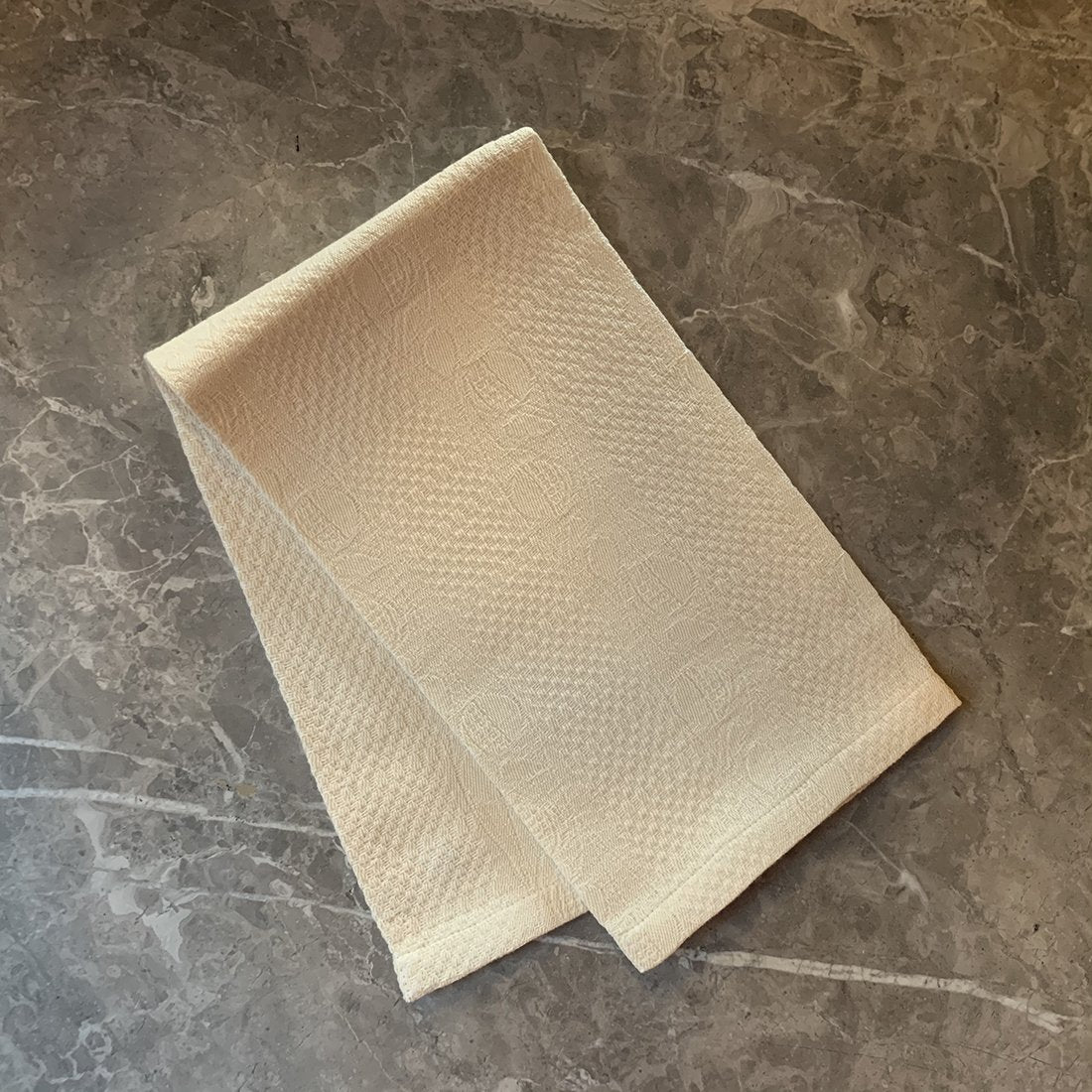Neue Towel, - Ivory