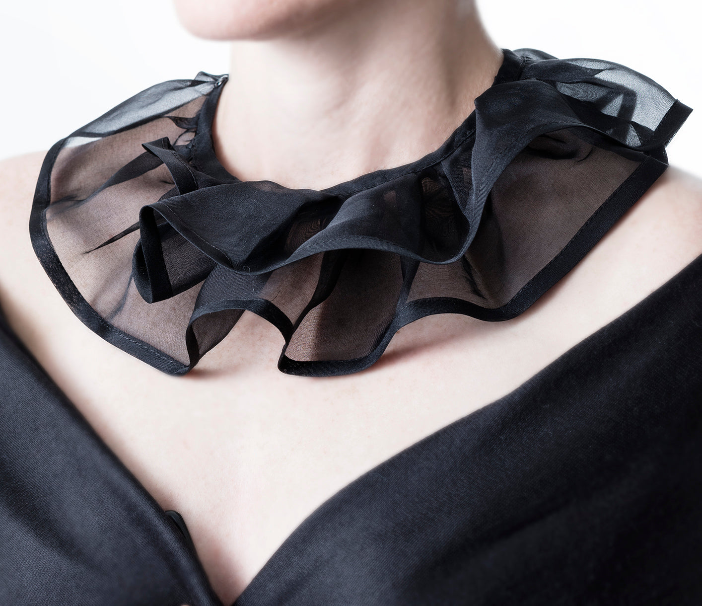 Ruffle Fantasy, Black