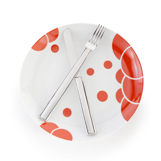 Red I Tondi Dinner Plate shown with Rundes Modell Knife and Fork