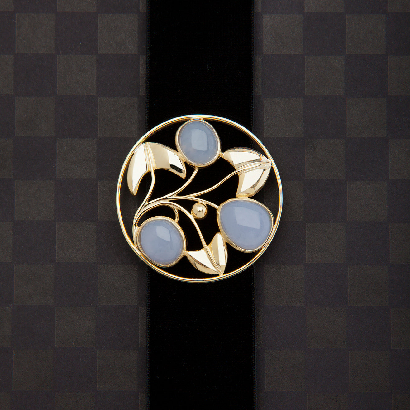 Moser Berry Brooch, Chalcedony